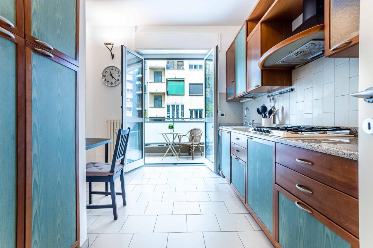 Joivy Lovely And Inviting Flat With Balcony Milano Exteriör bild